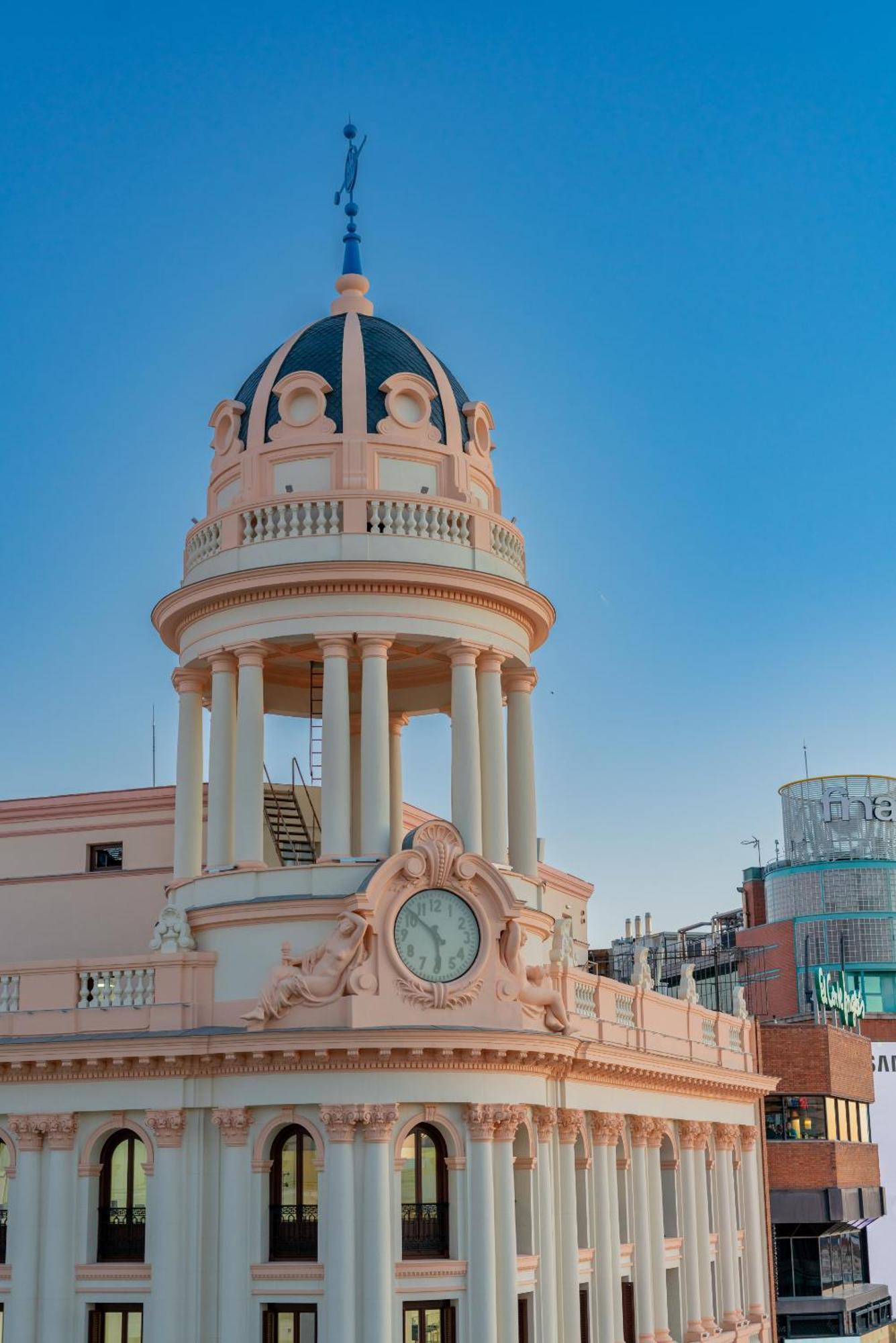 Hostal Gran Via 44 Мадрид Экстерьер фото